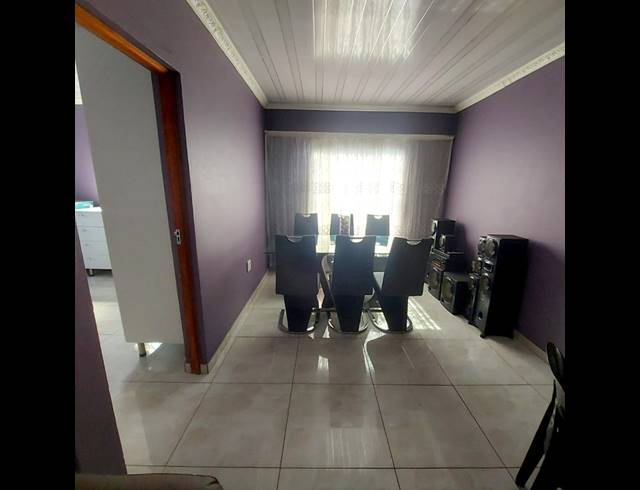 2 BEDROOM HOUSE FOR SALE IN TLADI